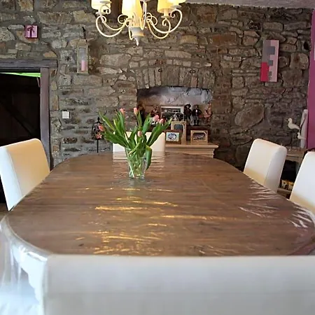 La Maison De Regine Жале